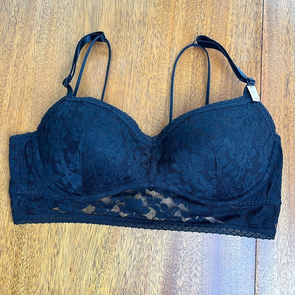 NWT Victoria Secret lace push-up bralette - Picture 5 of 12